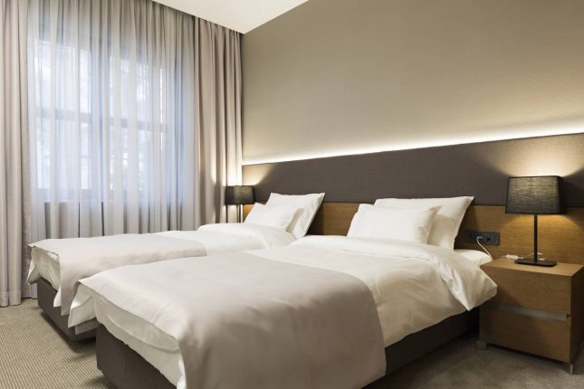 chambre d'hôtel, literie