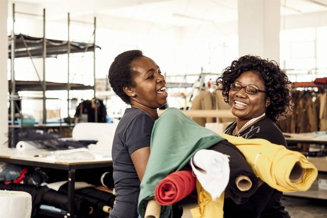 usine textile, tissus, découpe